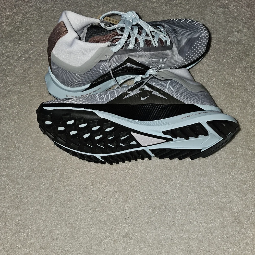 Nike trail shoe